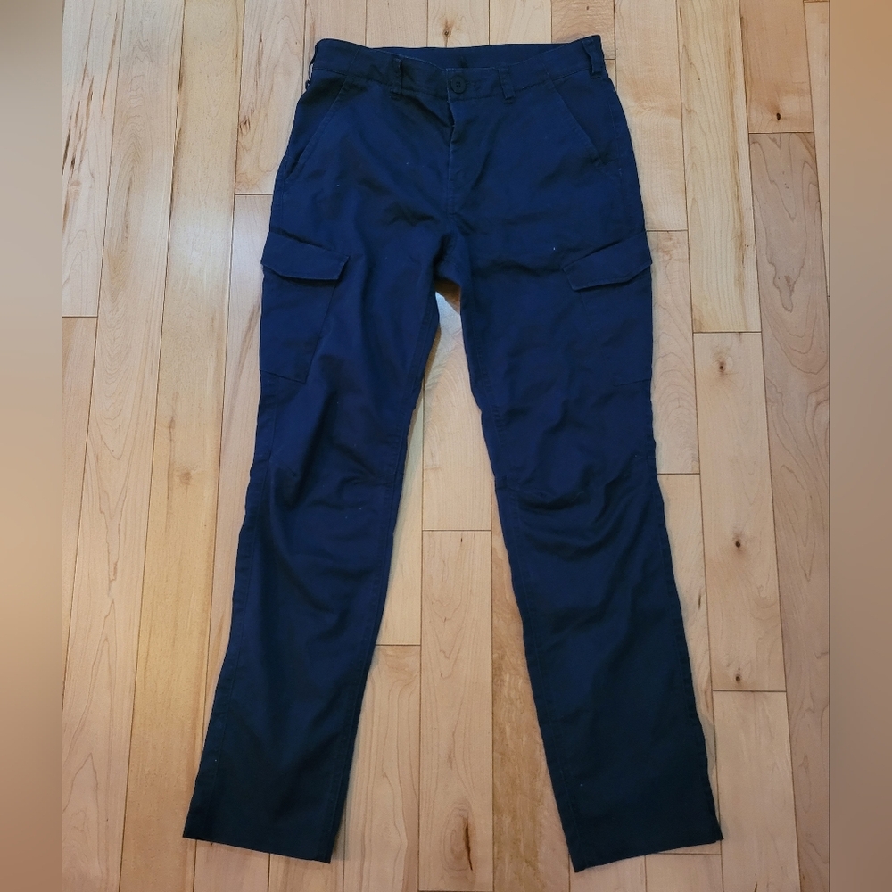 MEC men's size 30 navy blue pants